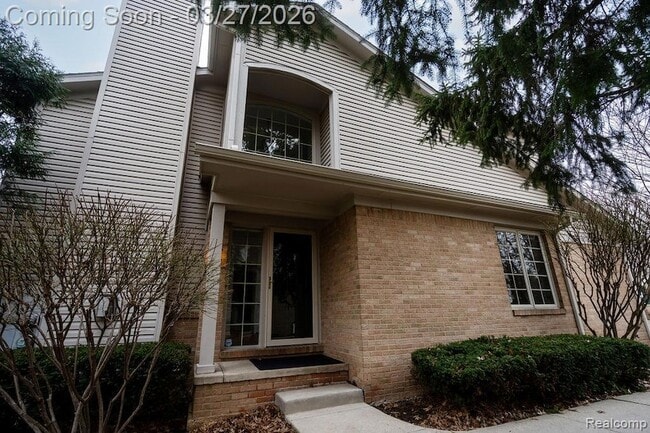 Building Photo - 23869 McCort Dr