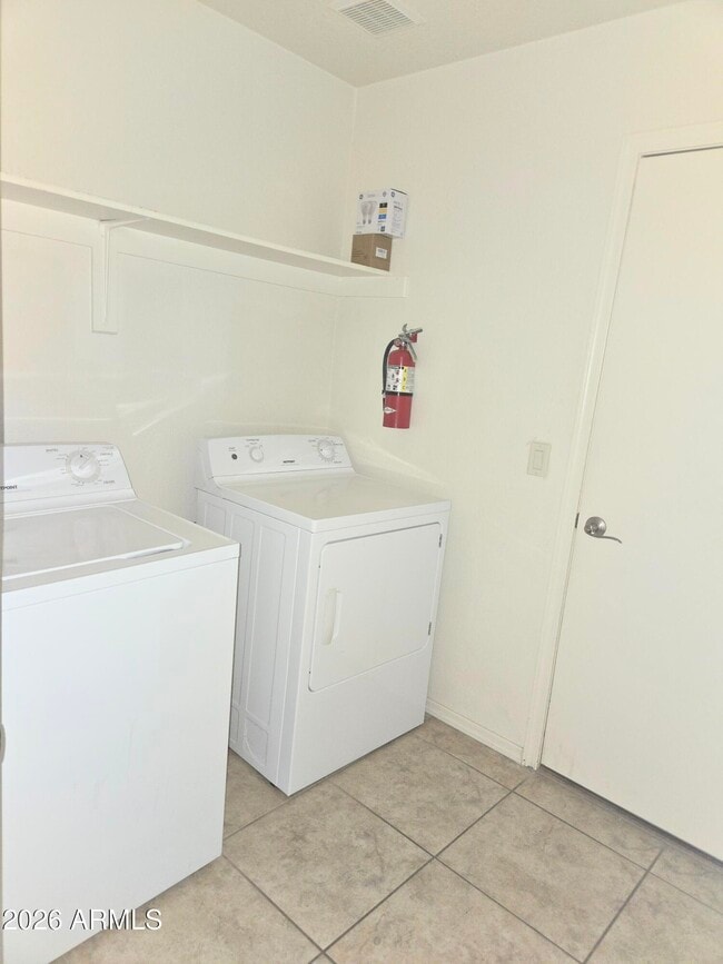 Building Photo - 2150 Telluride Pl