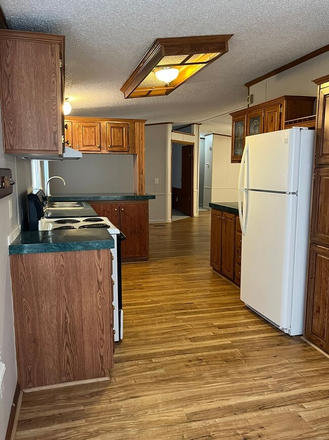 Building Photo - Lexington - Please call Lexington Office at 803-359-0793 to view