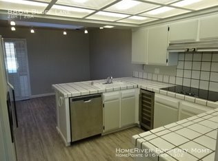 Building Photo - Home in The Bluffs overlooking American River