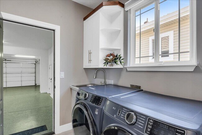 Building Photo - Luxury Lakefront Retreat with Pool, Hot Tub & Private Dock on Lake Tulloch - Recently Remodeled!