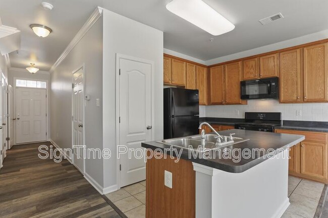 Building Photo - 18234 Hurricane Ct