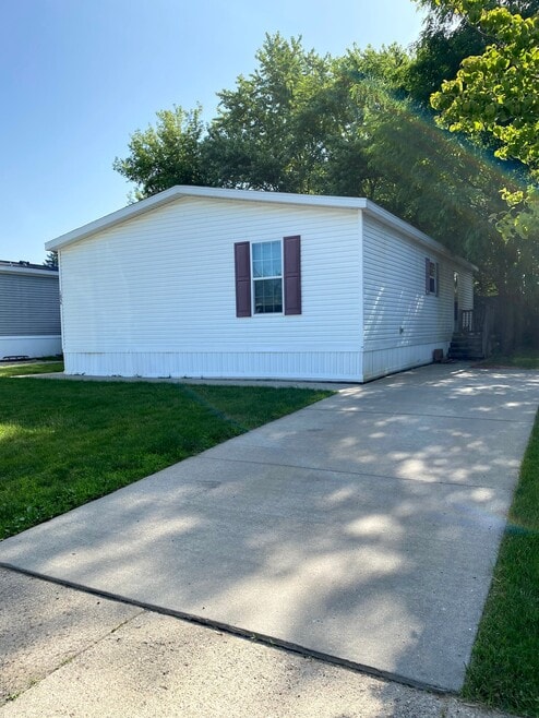 Building Photo - 1856 Collins Ct