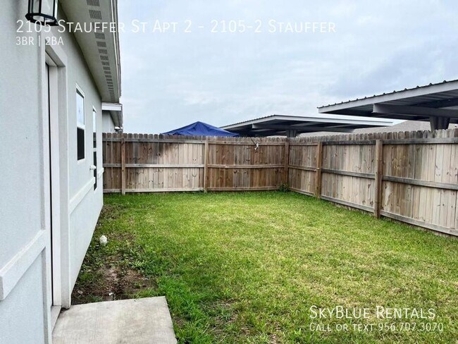 Building Photo - 2105 Stauffers St