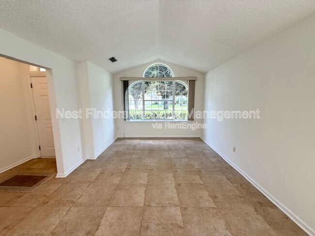 Building Photo - 732 Grand Parke Dr
