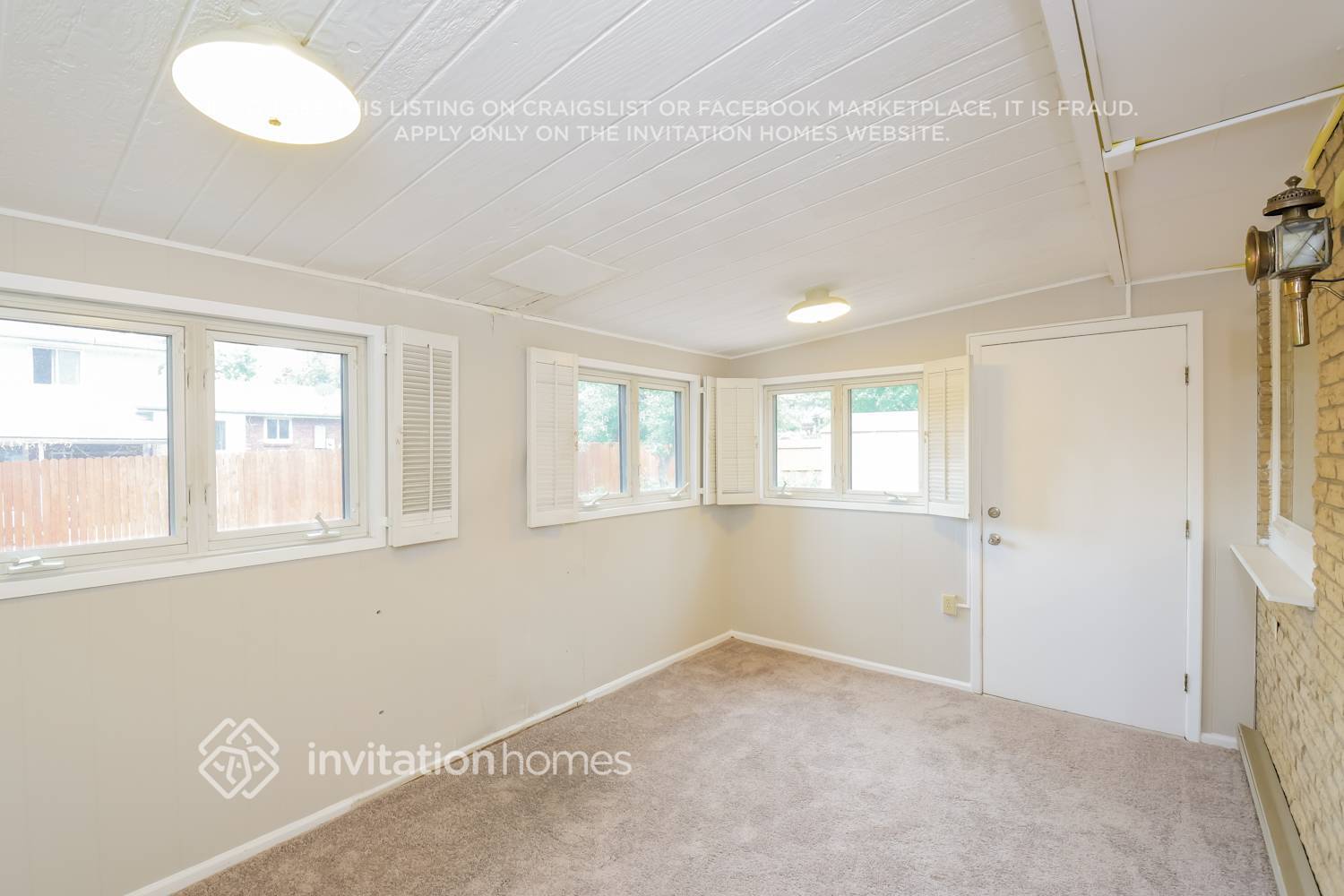 Building Photo - 8866 W Asbury Dr