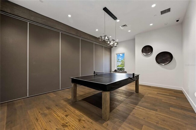 Building Photo - 5305 Bartolomeo St