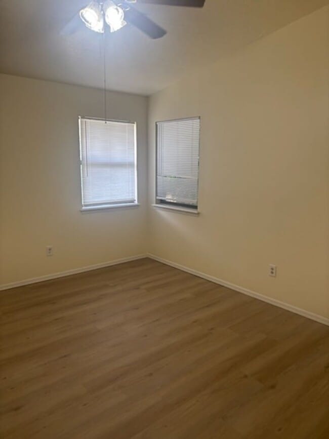 Building Photo - Now Available for Rent – Beautifully Updated Home In Lee West Estates!