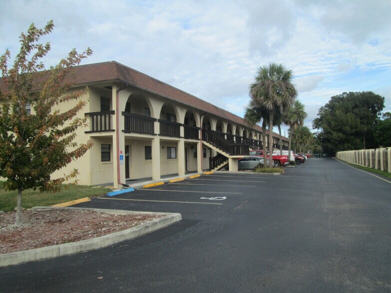Building Photo - 205 Palmetto Ave