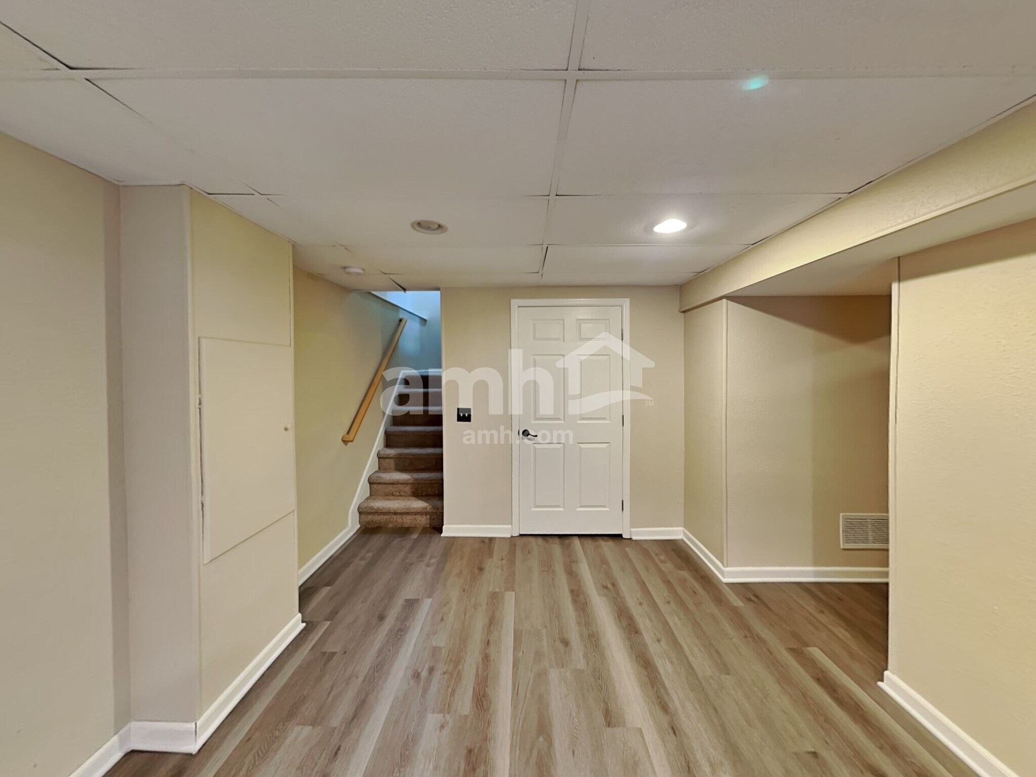 Building Photo - 17051 Numa Pl