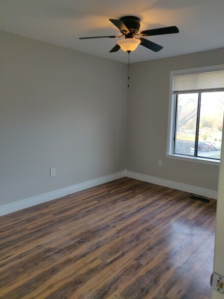 Building Photo - 5374 Eliots Oak Rd
