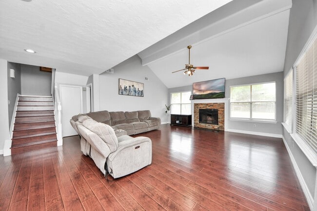 Building Photo - 12303 Gambit Dr