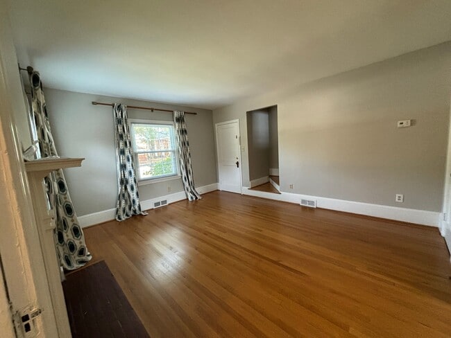 Building Photo - 3109 Clark Ave