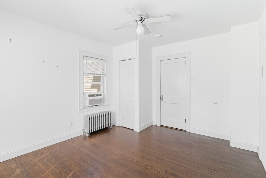 Bedroom 2 - 115 Billian St