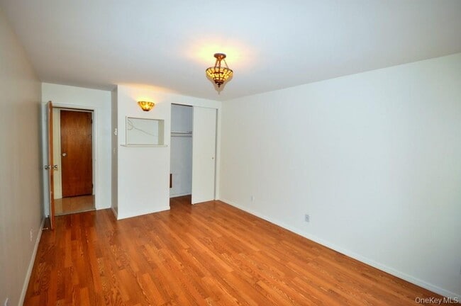 Building Photo - 119 Dehaven Dr