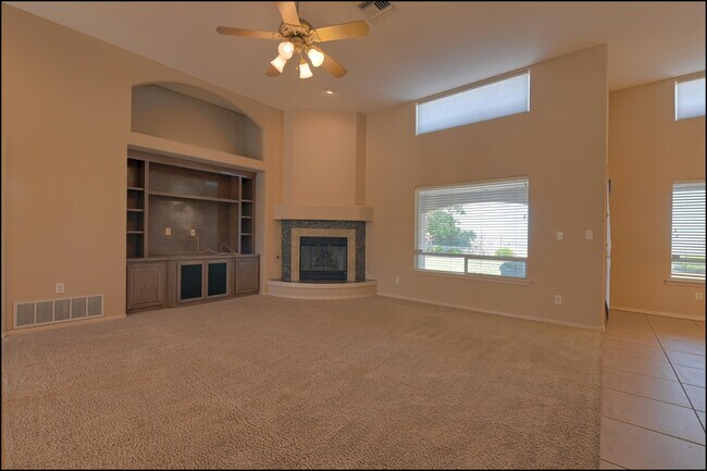 Building Photo - 1435 Cloud Ridge Dr