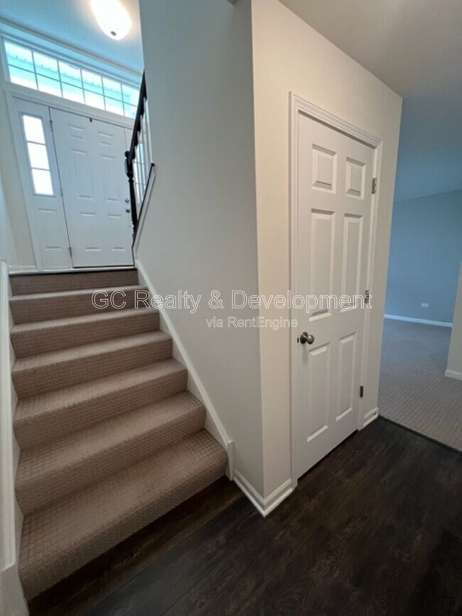 Building Photo - 4435 Monroe Ct