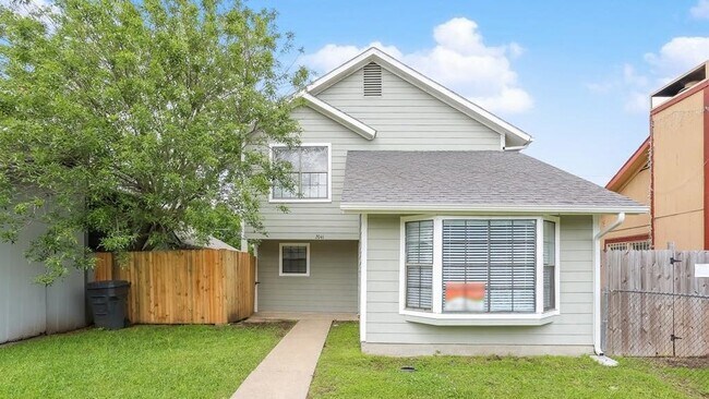 Building Photo - 10356 Chelmsford Dr