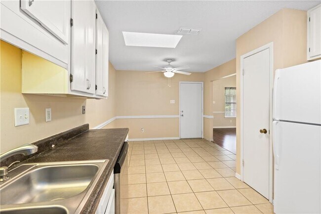 Building Photo - 3505 Pepper Ridge Dr