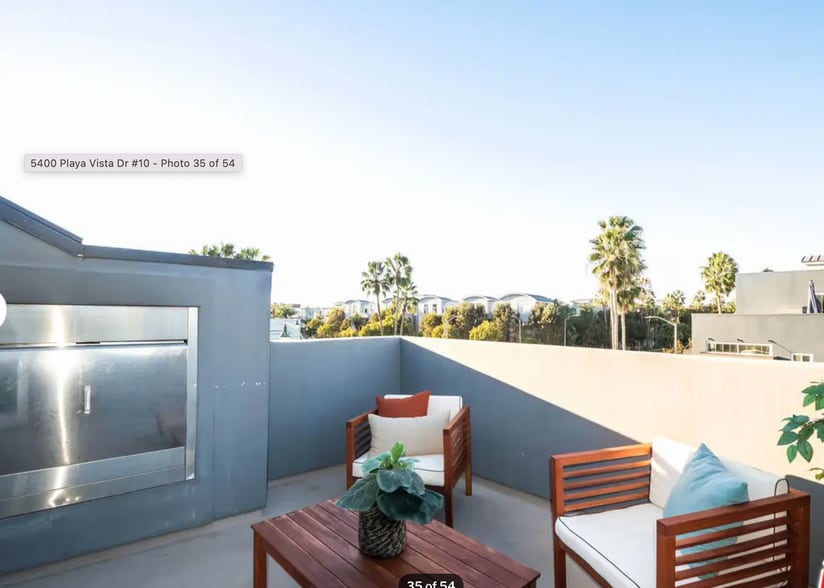 Building Photo - 5400 Playa Vista Dr