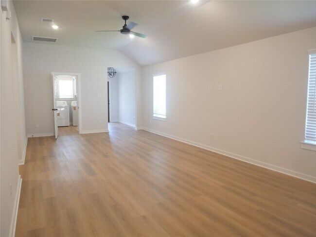 Building Photo - 6435 Downey Ln