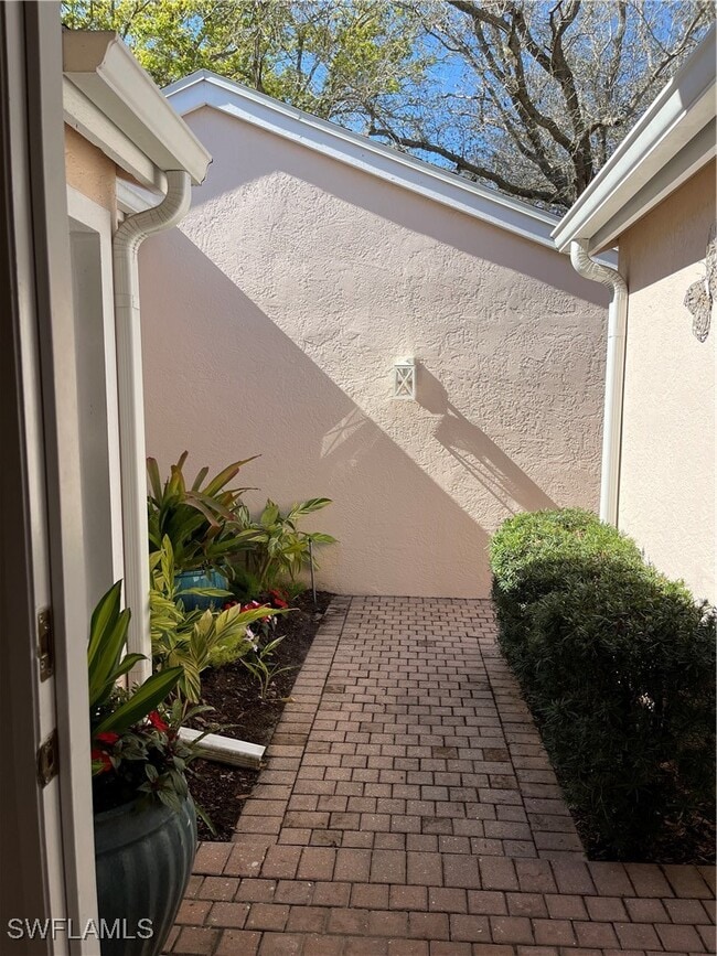 Building Photo - 7719 Ahoy Ave