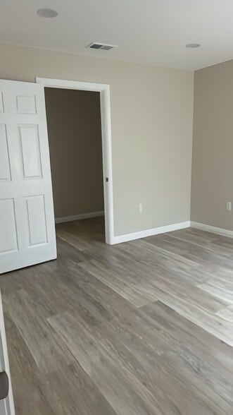 Building Photo - 10828 El Rey Dr