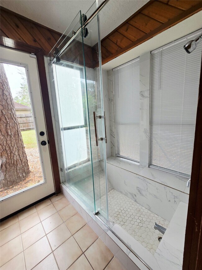 Building Photo - 3623 Shipman Ln