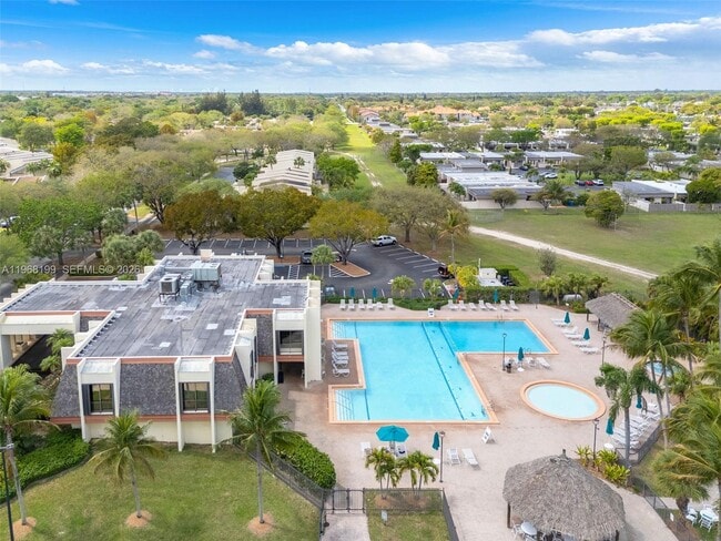 Building Photo - 7825 SW 103rd Pl