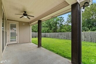 Building Photo - Beautiful 3 bedrooms 2 bathrooms In South ...