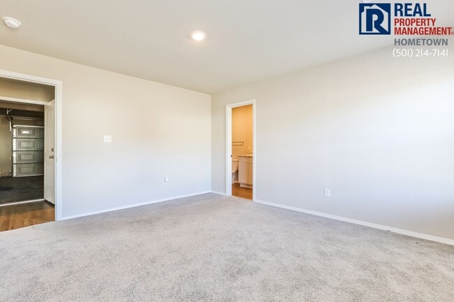 Building Photo - 19 Curly Leaf Ln