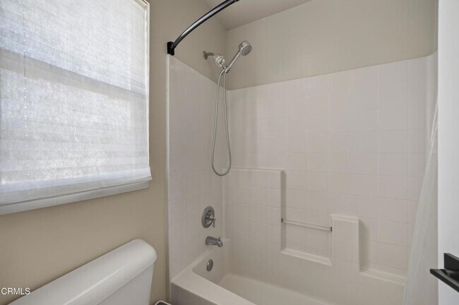 Building Photo - 3889 Angeline St