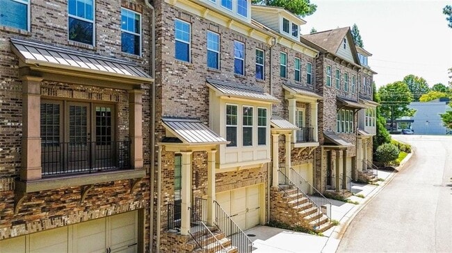 Building Photo - 1265 Linden Ct