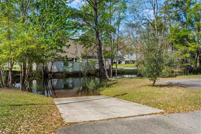 Building Photo - Lawson Landing