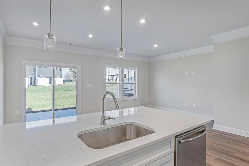 Building Photo - 205 Sunbird Ln