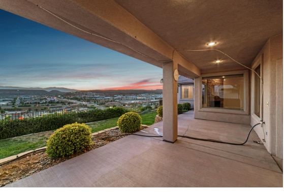 Building Photo - 7 N Eastridge Dr