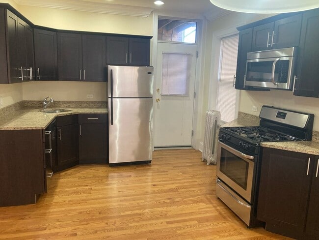 Building Photo - 4414 N Rockwell St