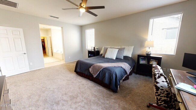Building Photo - 23052 Via Del Oro