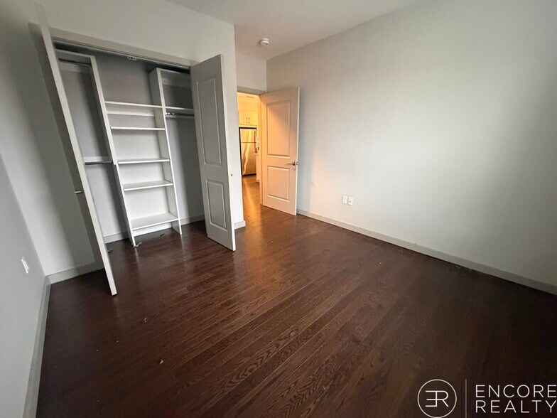 Building Photo - 40A Marion St