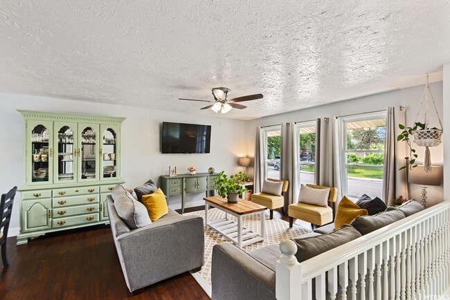 Building Photo - 500 W 1640 S