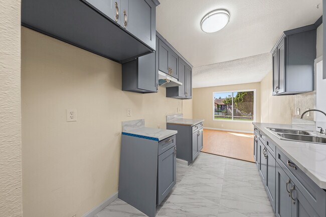 Building Photo - 3482 Alonquin Way