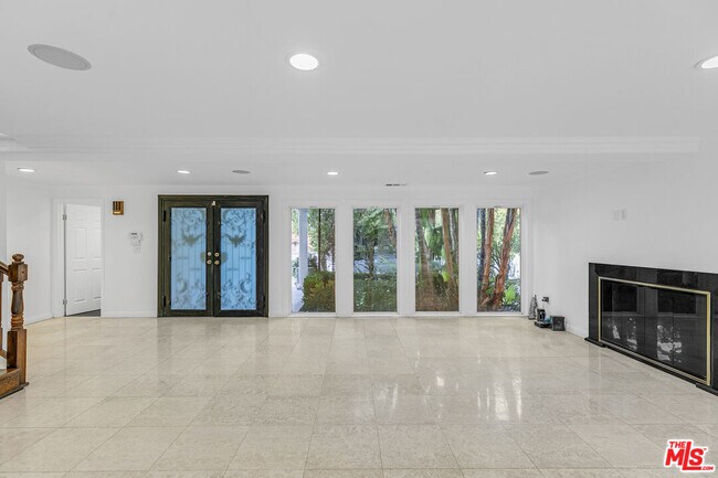 Building Photo - 19016 Wells Dr