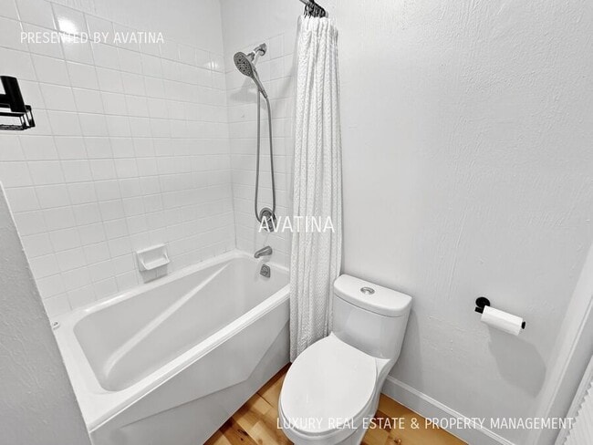 Building Photo - 355 Aoloa St