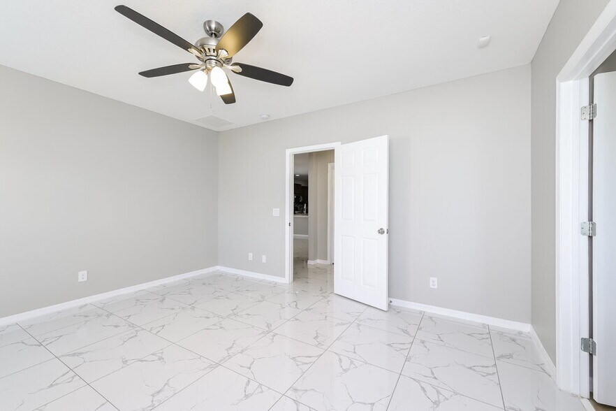 Building Photo - 4656 Marcos Cir