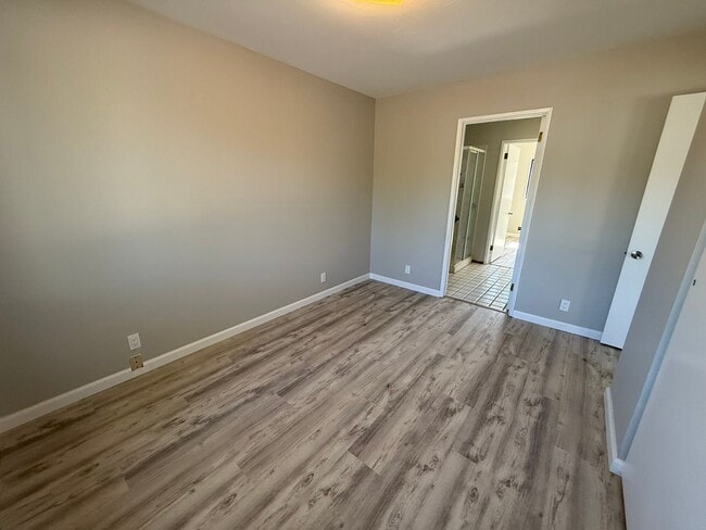 Building Photo - 2 ON 1 PROPERTY in ALPINE! 3BR/2BA home PL...