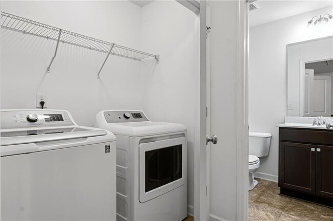 Building Photo - 4987 Longview Walk
