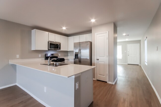 Building Photo - 9202 Burnet Flds Dr