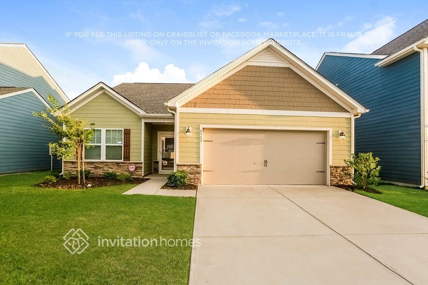 Building Photo - 4902 Staffordshire Ln