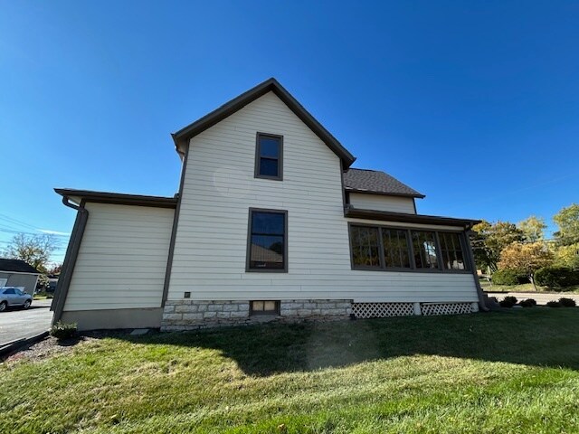 Building Photo - 96 E Franklin St