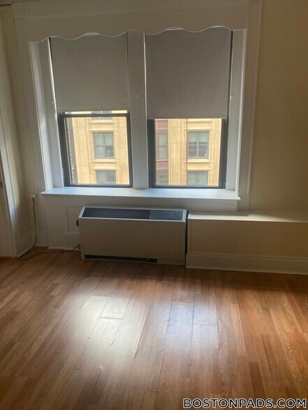Building Photo - 62 Boylston St